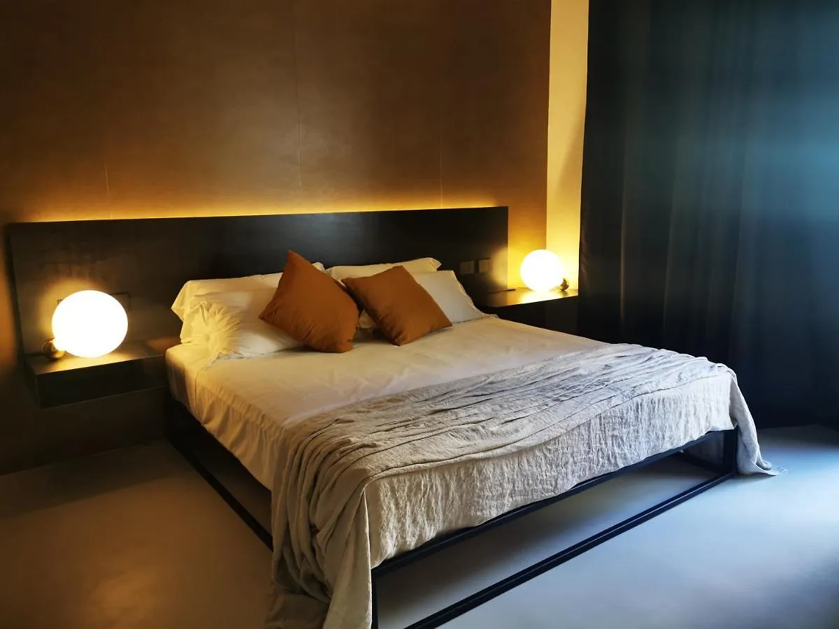 Meo Design Suites & Spa CTA 0*, Catania